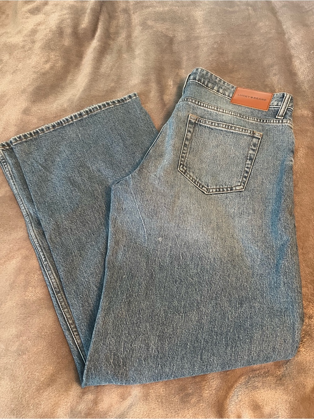 Lucky Brand Women’s Light Blue Wide Leg Jeans